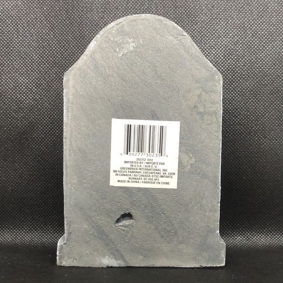 🪦🕷️ Halloween Decoration Spider Crawling on Tombstone 🕷️🪦 Heavy Stone NWT - Picture 3 of 5